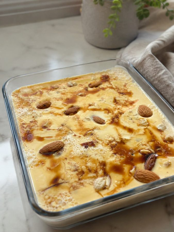 Almond cream dessert tray